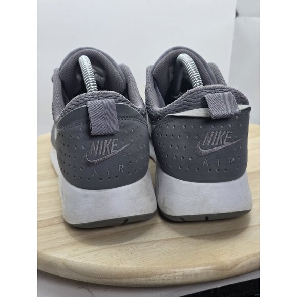 Size 9.5 - Nike Air Max Tavas Gray Athletic Shoes Sneakers - Picture 5 of 8
